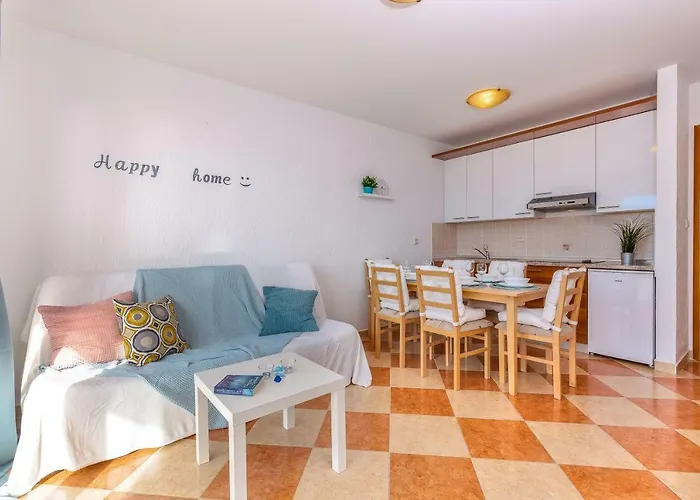 Lulic Apartment *